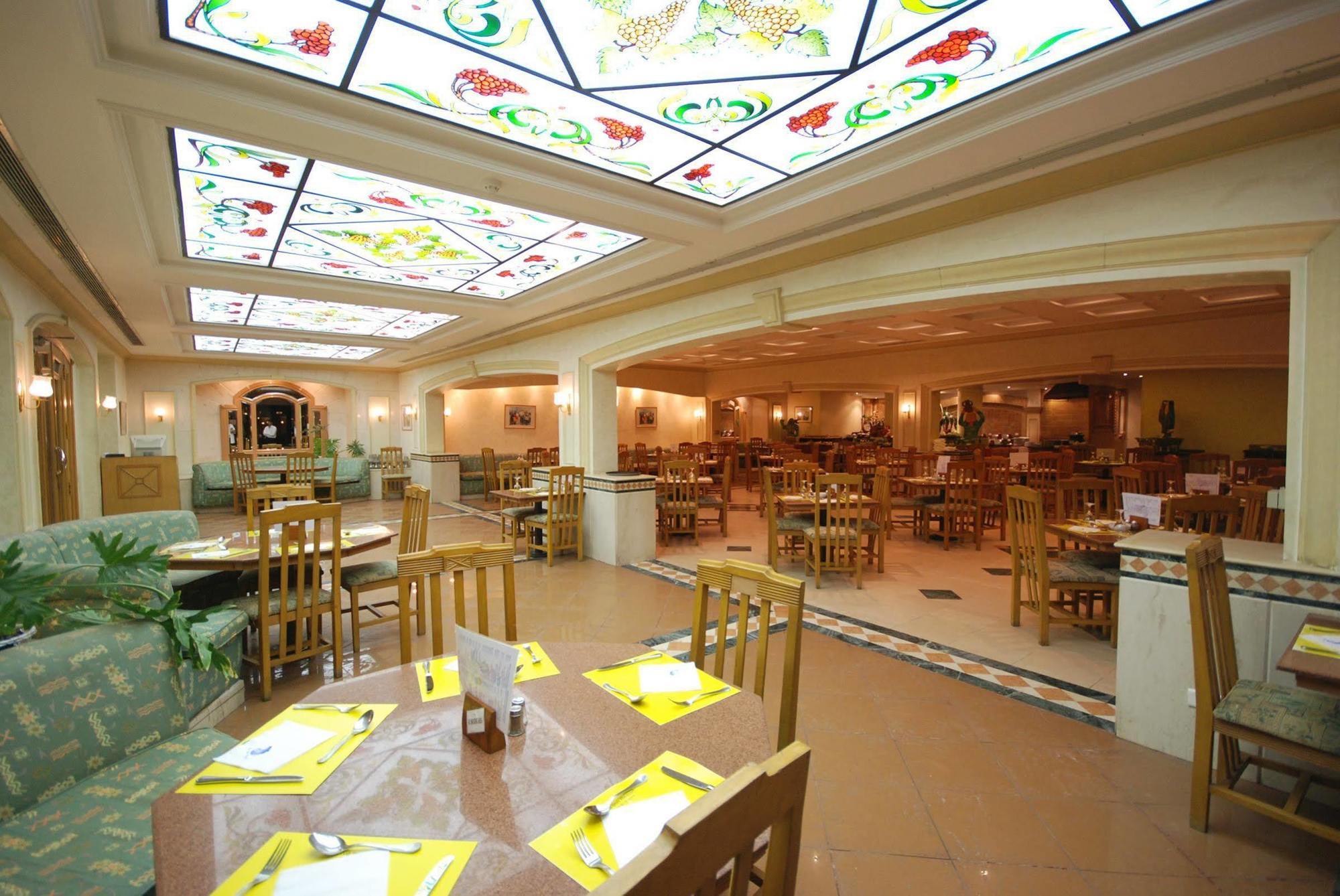 Dive Inn Resort Sarm es-Sejk Étterem fotó